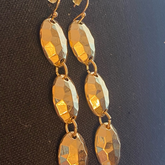 NY&Co 3 Tier Gold Earrings - Picture 3 of 3